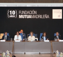 Doña Sofía en la mesa presidencial